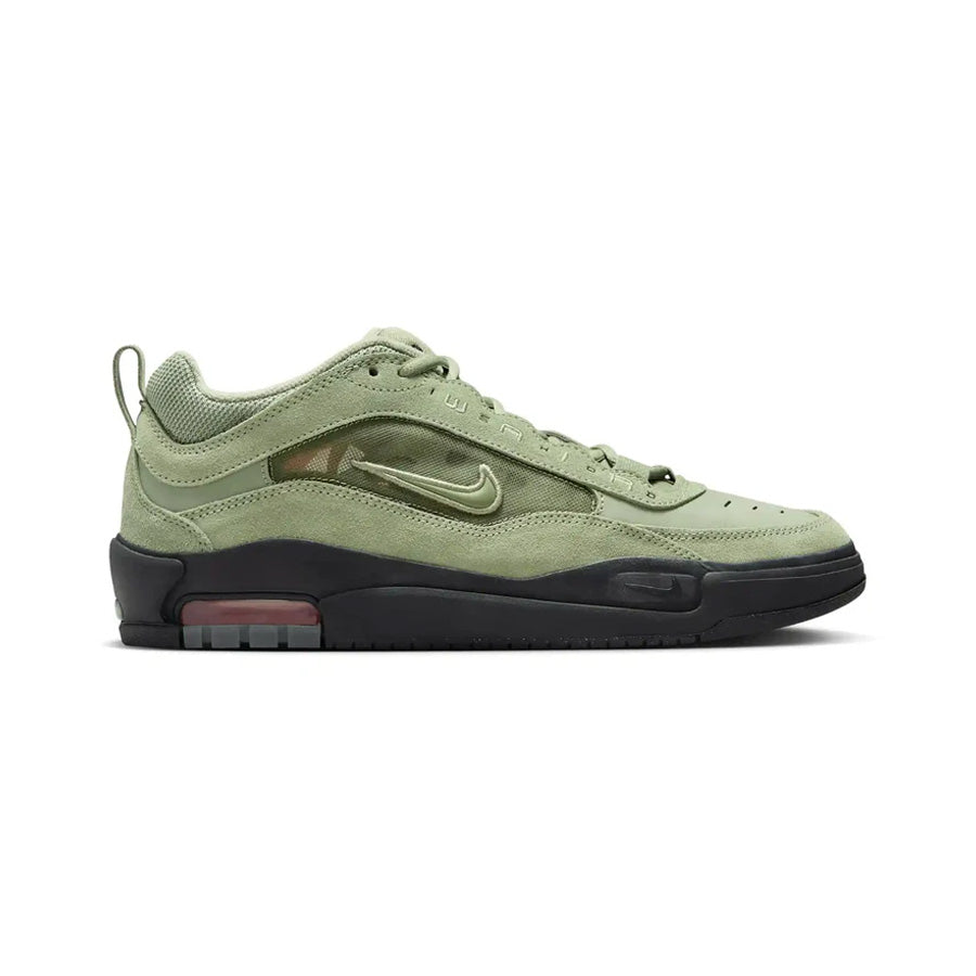 Nike axis green hotsell