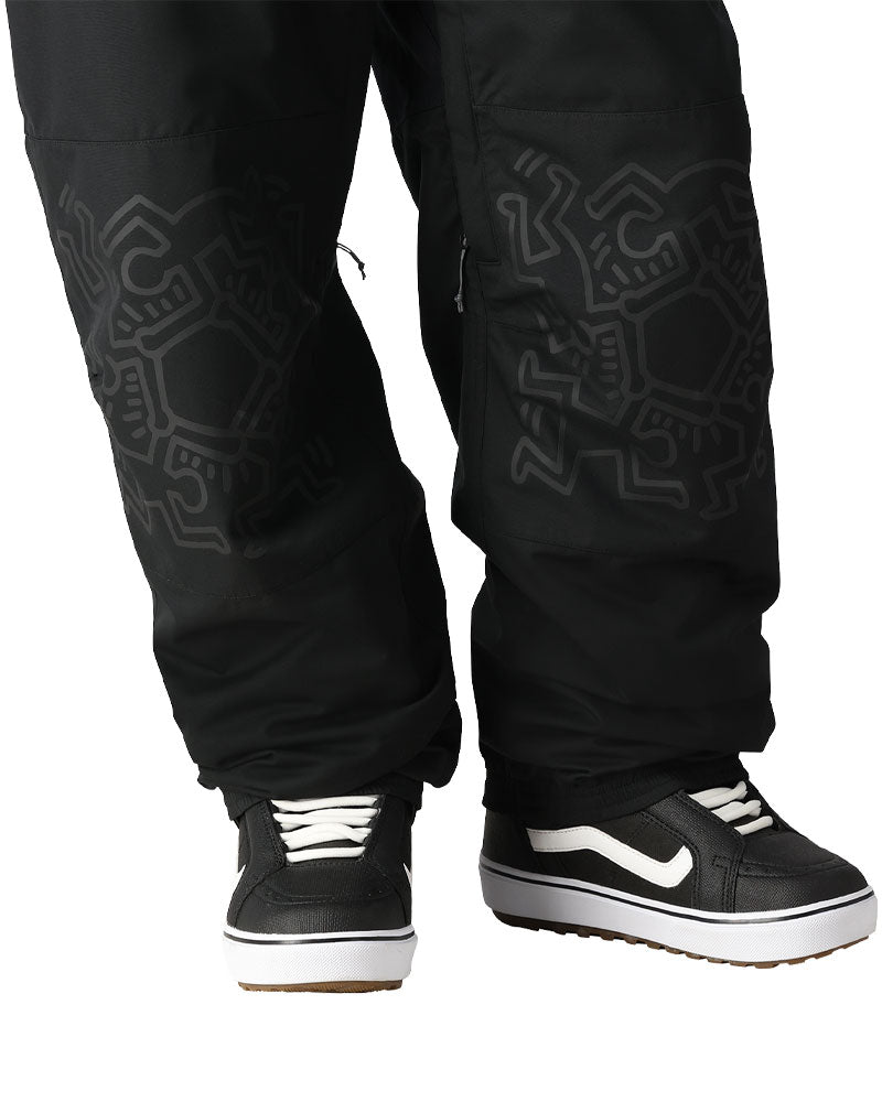 An upgraded version of our famous Ghost pant with a moisture wicking lining and Keith Haring's famous art symbolizing love and unity.