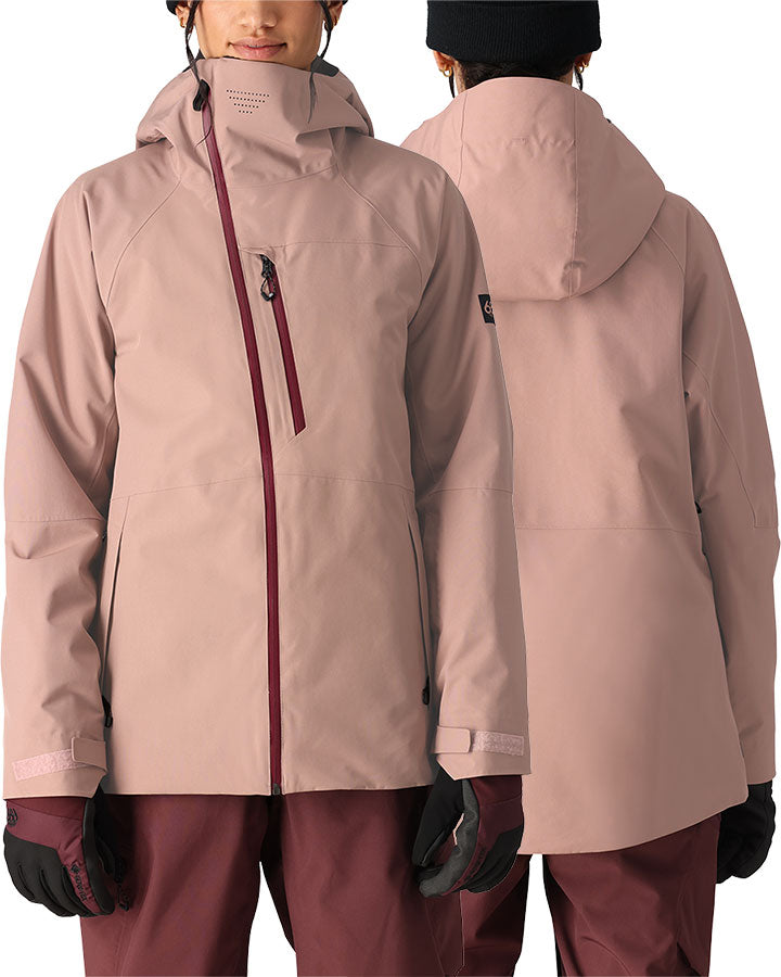 Cut from the same cloth as 686's best selling men’s GLCR series jacket, but specially tailored for women the Hydra is made to go effortlessly from powder to park keeping you warm wherever winter takes you.