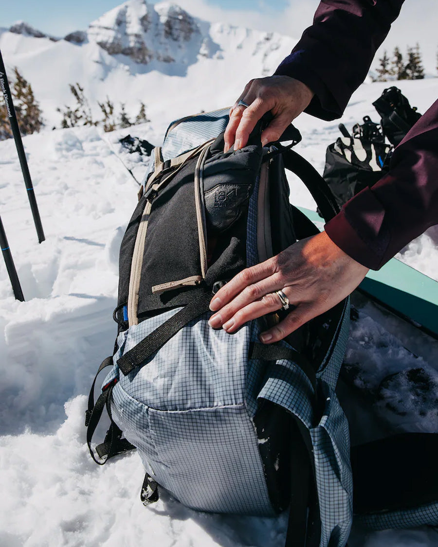 Burton [ak] Dispatcher 25L Pack Dusty Blue 2025