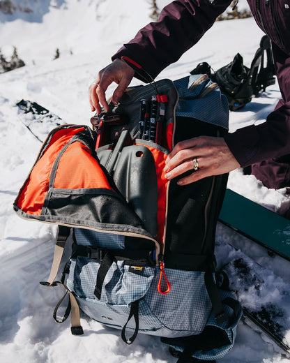 Burton [ak] Dispatcher 25L Pack Dusty Blue 2025