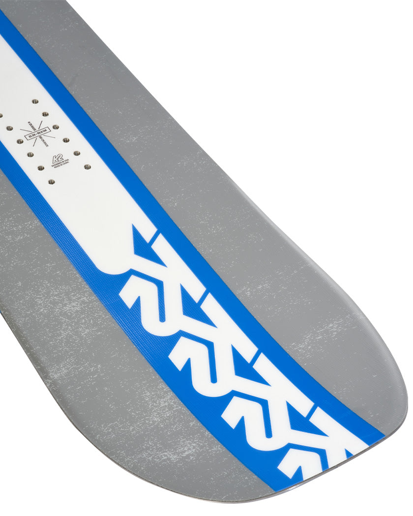 The K2 Geometric is the perfect tool for those looking for an affordable twin-tip, softer-flexing freestyle board or someone that has caught the snowboard bug and is looking to drop in on their first complete set-up. K2 Men's Wide Geometric Snowboard 2025