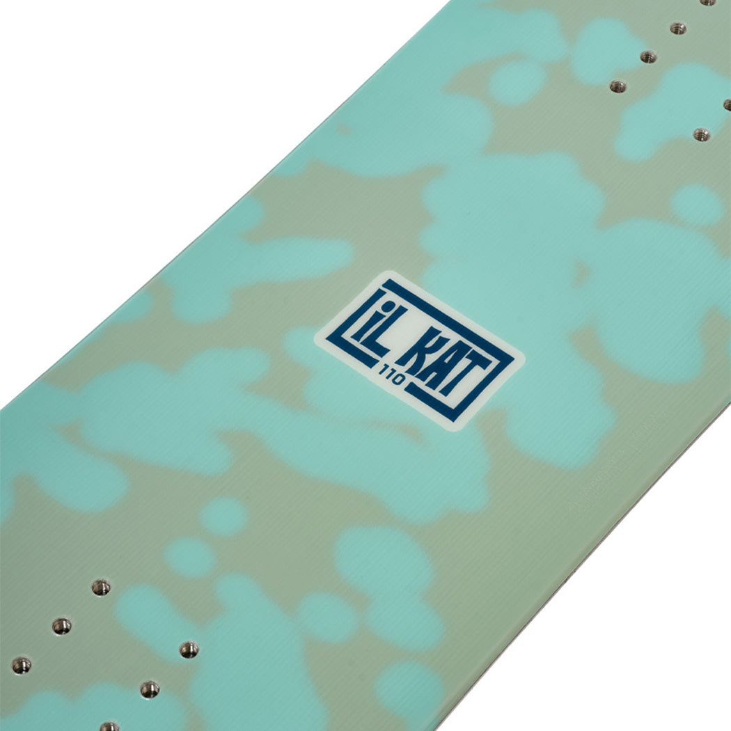 Lightweight, durable, and specifically designed to turn with ease, we believe that we’ve created magic for the next generation. Leading with fun, progression, and durability to last season after season, the Mini Turbo Grom Snowboard fights way above its weight class.