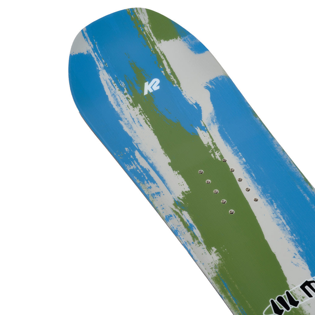 Lightweight, durable, and specifically designed to turn with ease, K2 believes that they've created magic for the next generation. Leading with fun, progression, and durability to last season after season, the Lil Mini Snowboard fights way above its weight class.