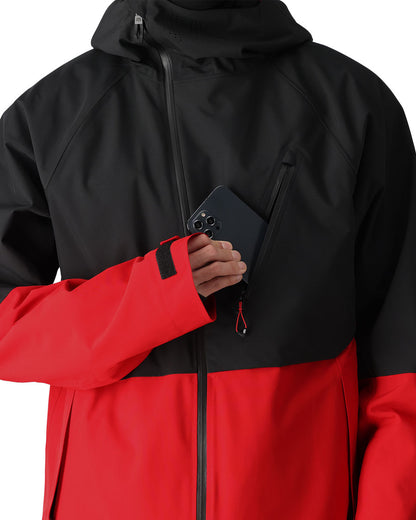 From the powder to park, sub-zero to springtime, Thermagraph® Body Mapping Insulation creates the ultimate do-it-all jacket. Add an asymmetrical zipper and you have the Hydra, the best selling 686 GLCR jacket ever. 