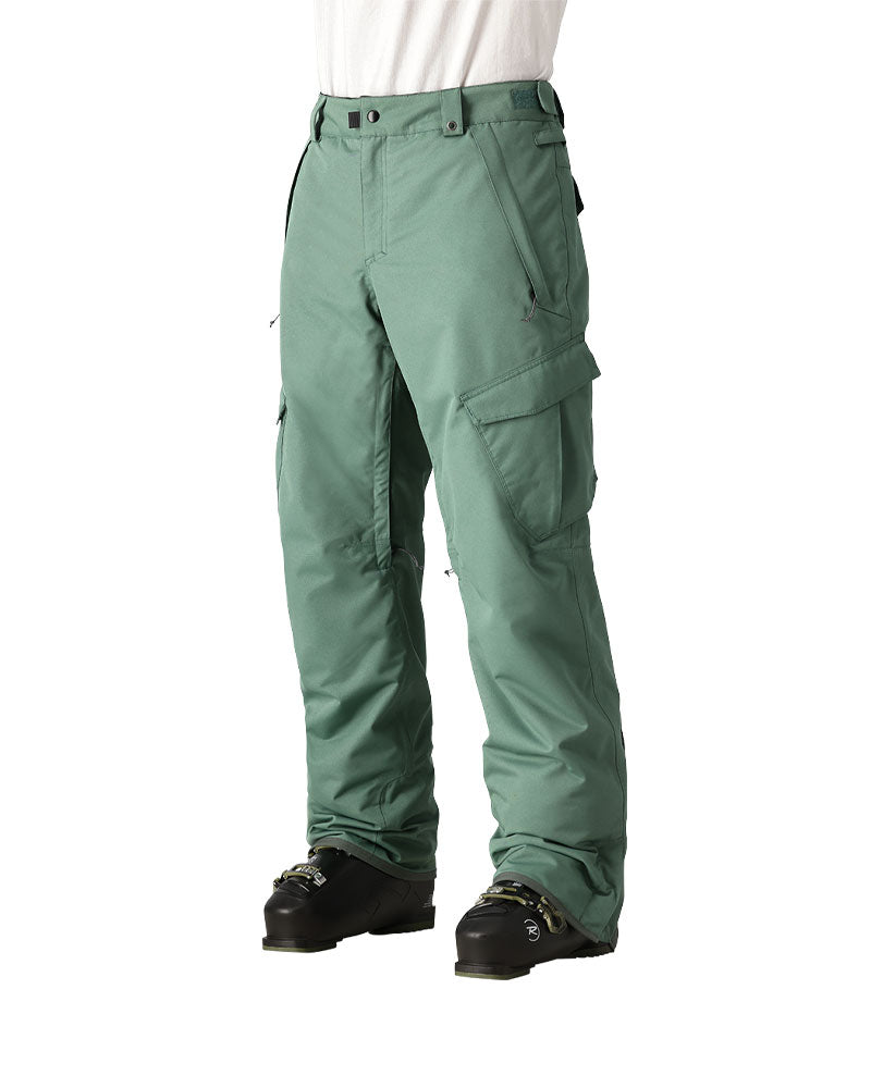 A 686 favorite with timeless style and unbeatable function. Cargo pockets to stash your gear, kick panels to protect your cuffs, and insulation plus infiDRY® 10k fabric to keep you warm and dry.