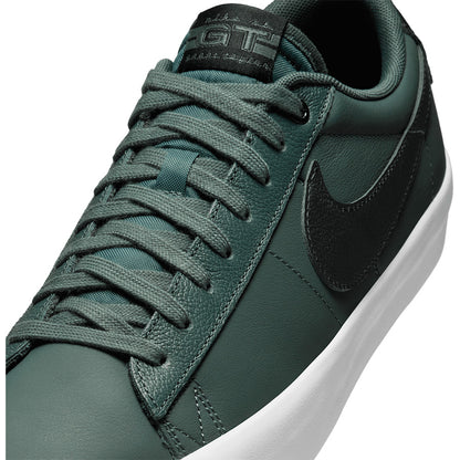 Nike SB Blazer Low Pro GT - Vintage Green/Black-Vintage Green