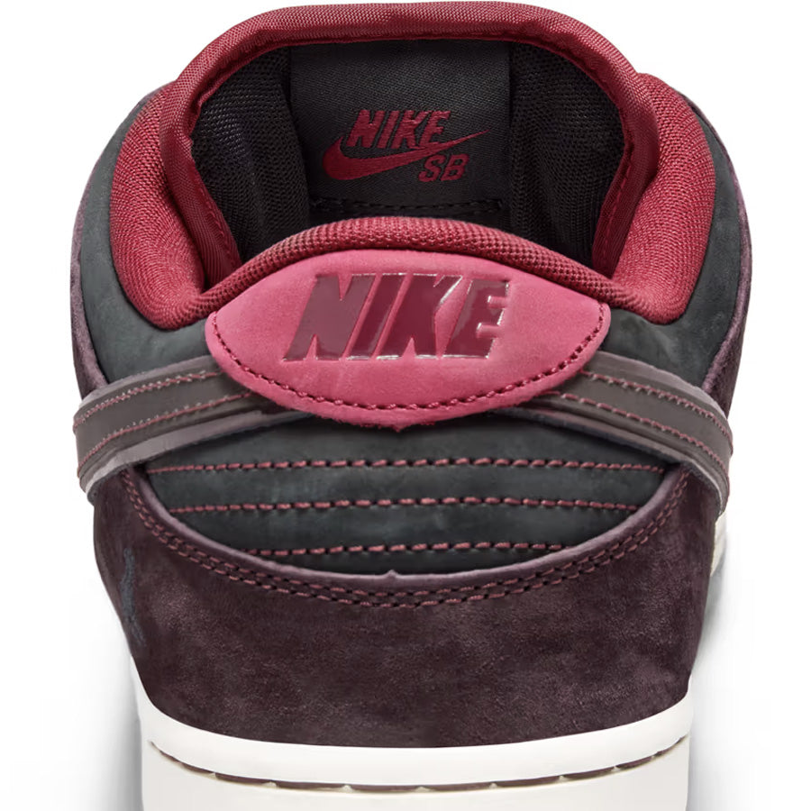 Nike SB Dunk Low Pro - Mahogany/Dark Beetroot-Team Red-Sail