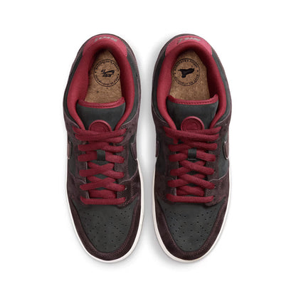 Nike SB Dunk Low Pro - Mahogany/Dark Beetroot-Team Red-Sail