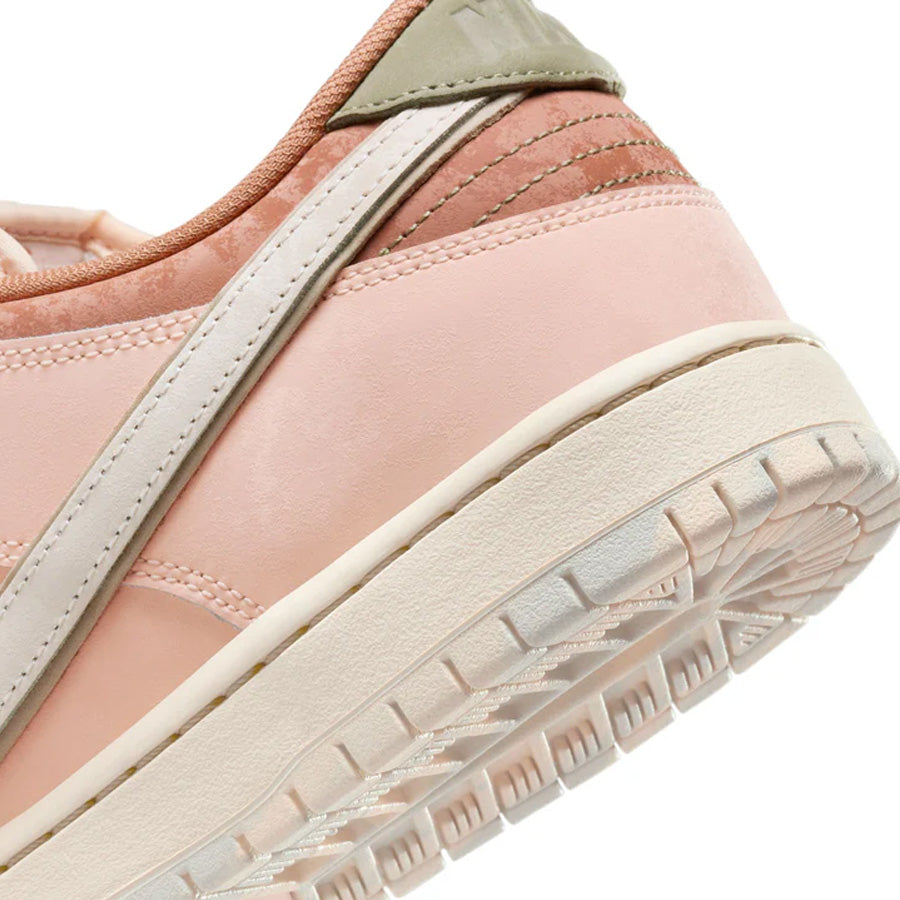 Nike SB Dunk Low Pro Premium - Amber Brown/Guava Ice