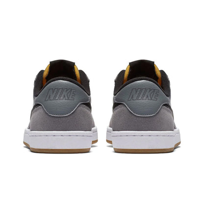 Nike SB FC Classic - Cool Grey/Black-White-Vivid Orange