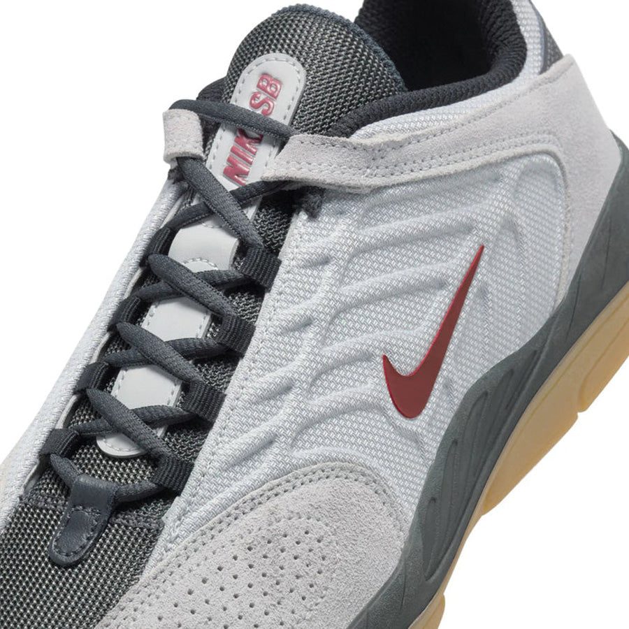 Nike SB Vertebrae - Lt Smoke Grey/Dark Team Red