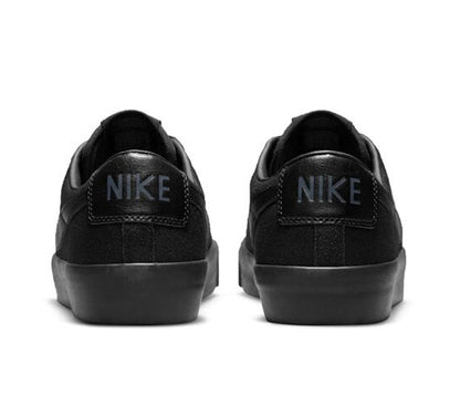 Nike SB Zoom Blazer Low Pro GT - Black/Black-Black-Anthracite