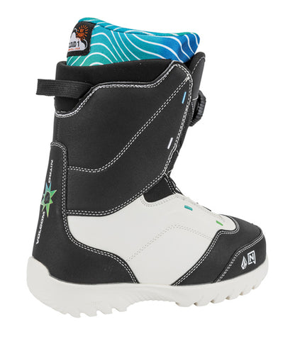 The Nitro Droid Boa® youth boot allows even the youngest rippers to experience the user-friendliness that the Boa® Fit System offers, while the Droid boot provides the support, flex, and warmth to enjoy snowboarding to the fullest.