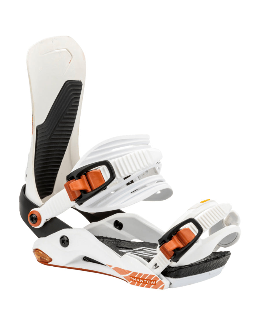 The Phantom Plus binding offers an unparalleled riding experience, enabling superior control and carving through its 4mm heel rise. It maintains its classic all-mountain performance while focusing on dampening and customizable response for improved comfort and fit, especially when riding through rough terrain at the end of the day