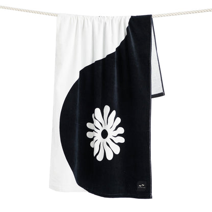 Slowtide Botanical Balance Turkish Towel - Black