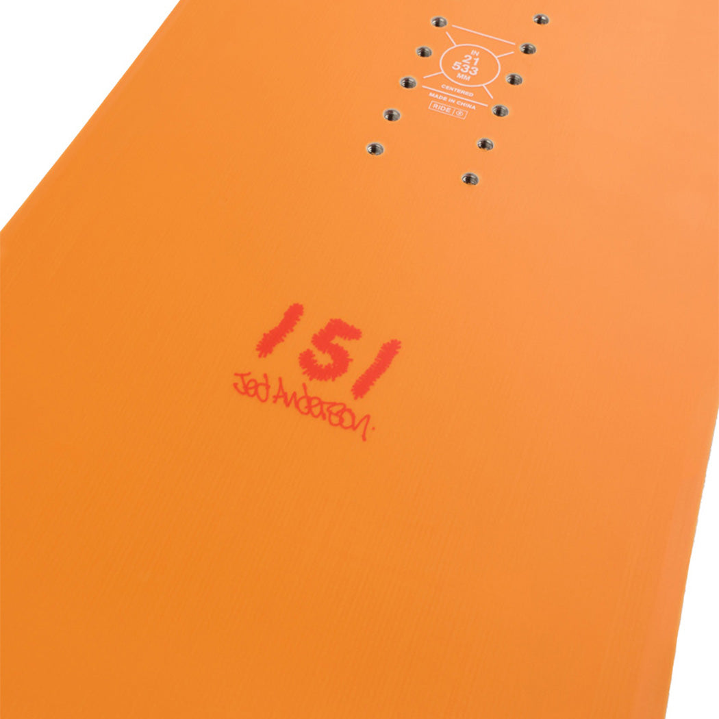 Close up view of the middle/tail section on the Ride Kink Snowboard