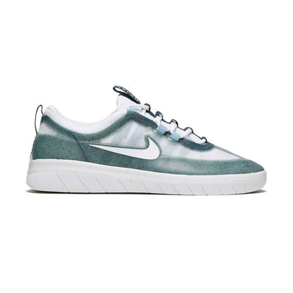 Nike SB Nyjah Free 2 Premium - Ash Green/White-Boarder Blue